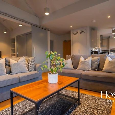 Stylish Luxury Apartment In The Centre Of Henley 외부 사진