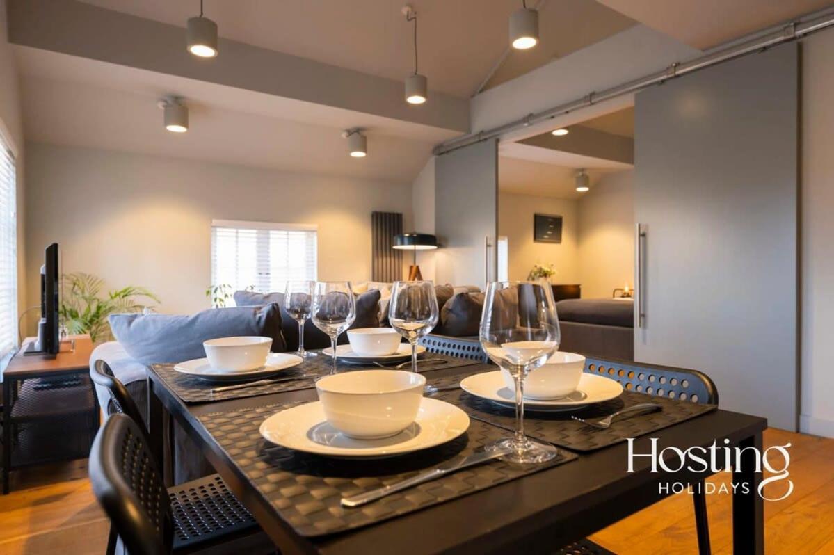 Stylish Luxury Apartment In The Centre Of Henley 외부 사진