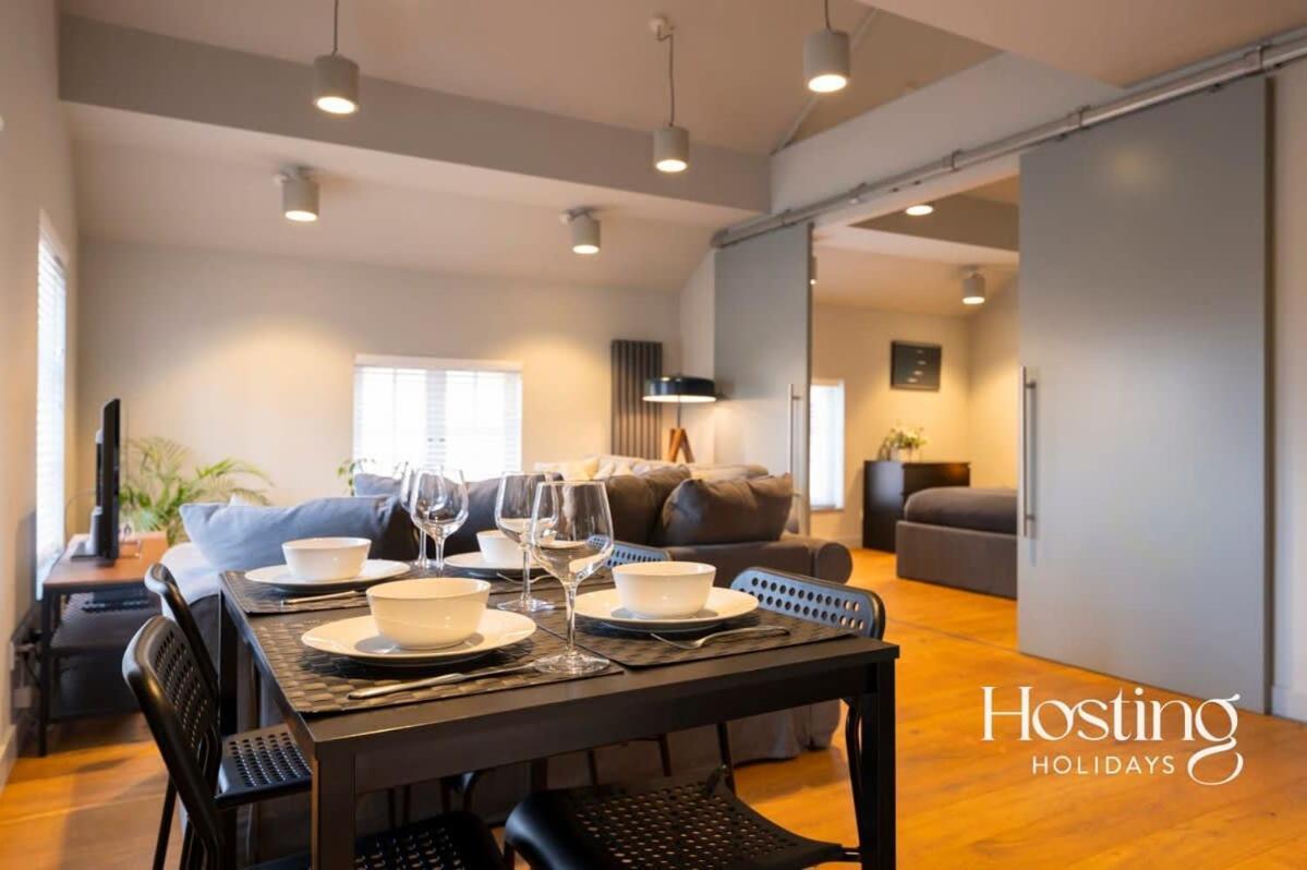 Stylish Luxury Apartment In The Centre Of Henley 외부 사진